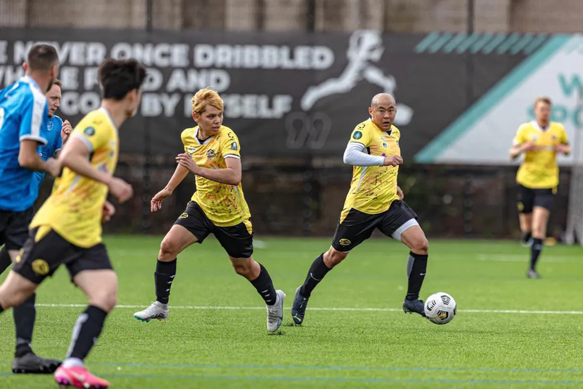 Hong Kong expatriates form a community football team “Konger FC,” bringing together immigrants from Hong Kong in the United Kingdom. (Tse Hei Long)
