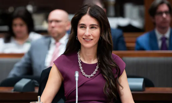 CRTC Says It’s Collecting Podcasters’ Details to Use Only ‘If Needed,’ Not to Regulate