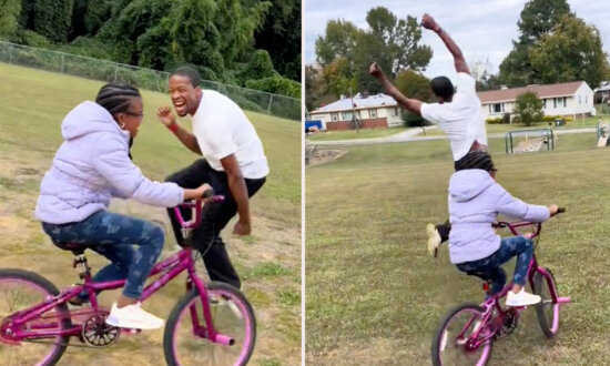 ‘That’s My Girl!’ Proud Dad Goes ‘Crazy’ When Blind Daughter Rides Bike for First Time: VIDEO