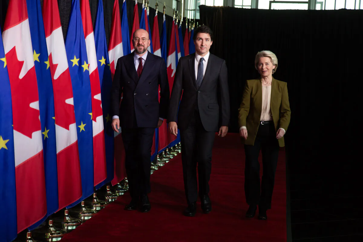(L-R) European Council President Charles Michel, Prime Minister Justin Trudeau, and European Commission President Ursula von der Leyon arrive for a news conference in St. John’s on Nov. 24, 2023, the second day of the Canada-EU Summit. (Paul Daly/The Canadian Press)