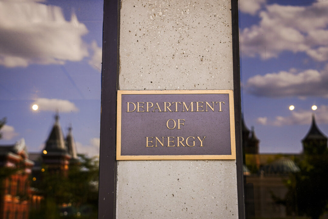 Inspector General Flags ‘Tremendous Risk’ to Taxpayers in Federal Green Energy Loan Expansion