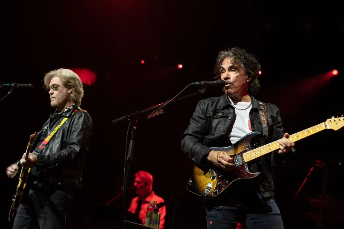 Musicians Daryl Hall and John Oates perform on stage on the last day of the North Sea Jazz festival in Ahoy, Rotterdam, The Netherlands, on July 14, 2019. Netherlands Out (Paul Bergen/AFP via Getty Images)