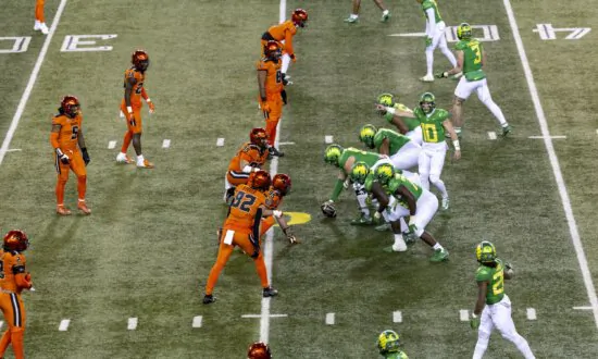 Oregon Defeats Oregon State 31–7 for a Spot in the Pac-12 Title Game as Rivalry Ends for Now