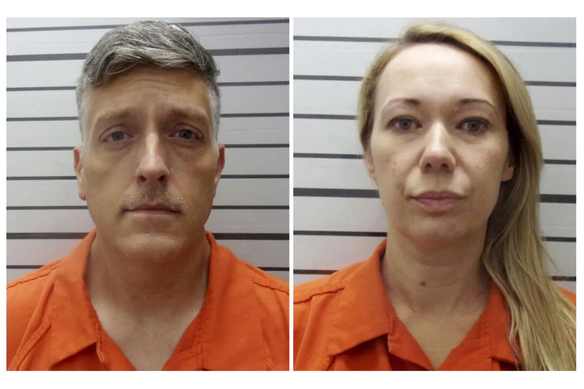 This combo of images shows Jon Hallford, (L), and Carie Hallford. (Muskogee County Sheriff’s Office via AP)