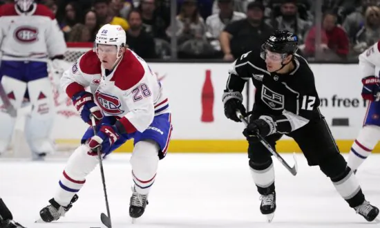 Moore Scores 2 Goals, Copley Gets Shutout, Kings Rout Canadiens 4–0 for Their 5th Straight Win