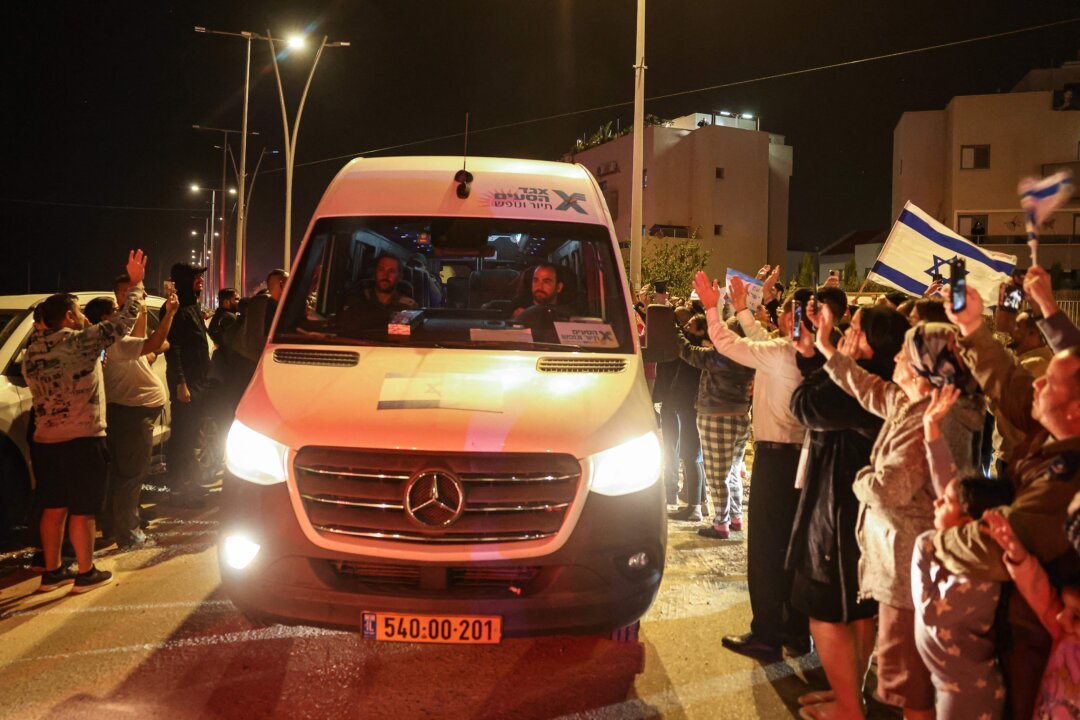 LIVE UPDATES: Israel Releasing 39 Palestinian Prisoners After 3rd Group of Hostages Freed