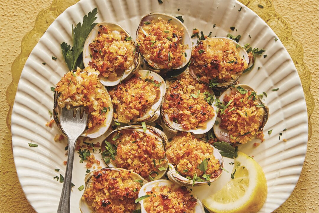 Baked Clams Oreganata - Cook At Home Mom