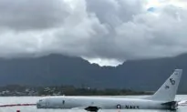 US Navy Removes Fuel From Plane That Overshot Hawaii Runway and Is Now Resting on Reef and Sand