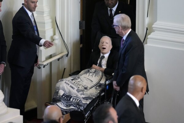Epoch Times Photo