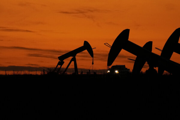 Interior Department Nets $4 Billion With Oil Lease Sale