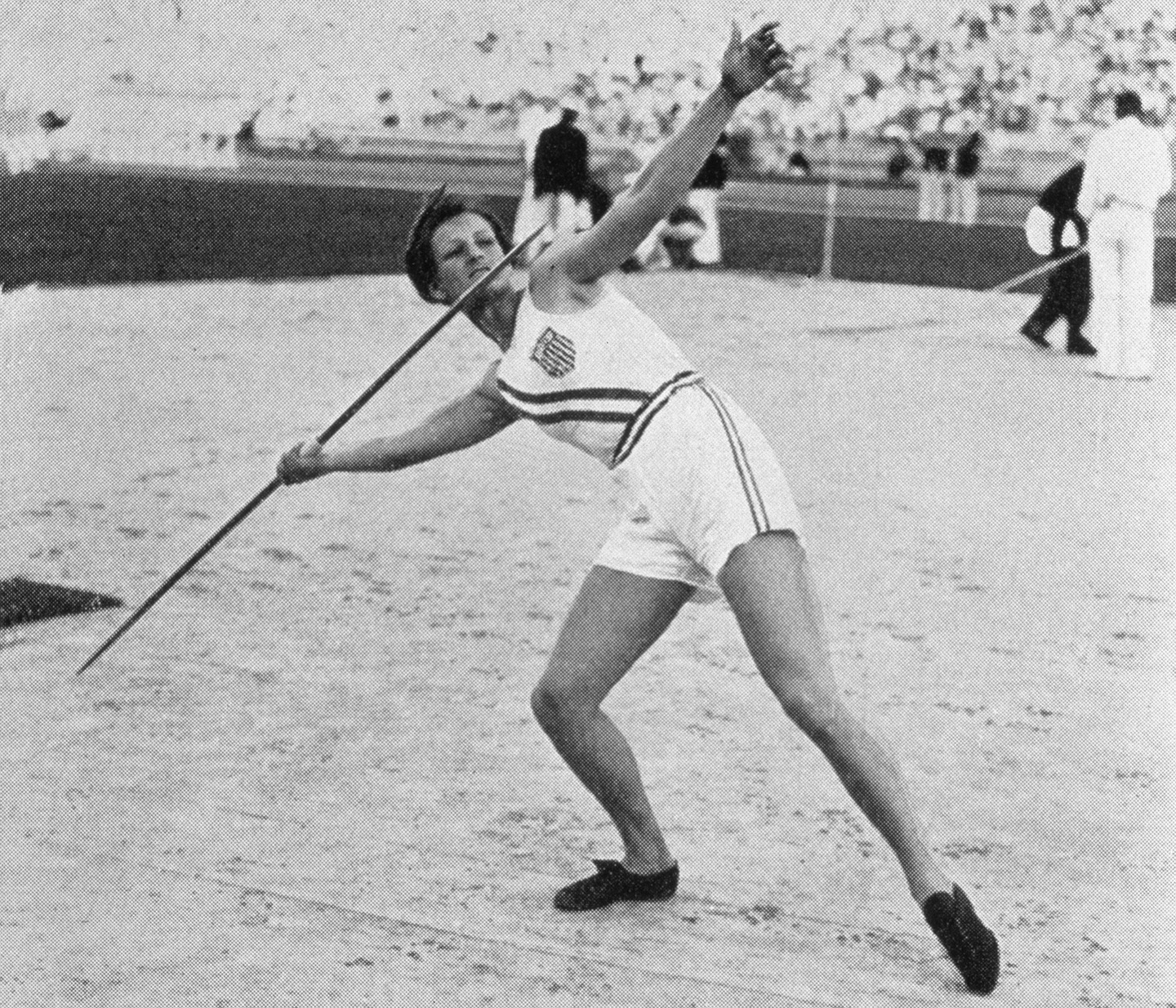 Mildred Didrikson Wins Gold In1932