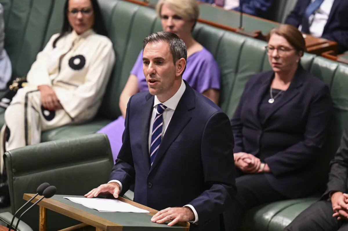 Australian Treasurer Jim Chalmers hands down the 2023 Budget in Canberra, Australia, on May 9, 2023. (Martin Ollman/Getty Images)