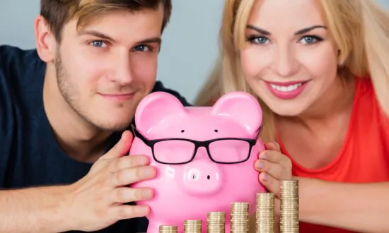 A Third of Canadian Couples Fight About Money, but Here Are 4 Steps to Financial Peace