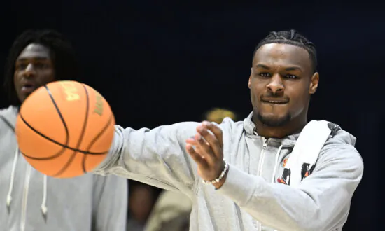 USC’s Bronny James Cleared by Doctors for Return to Basketball 4 Months After Cardiac Arrest