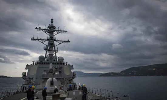 Pentagon Says US Warship, Commercial Ships Attacked in Red Sea; Houthis Claim to Attack 2 Ships