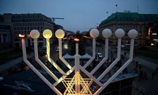 Moncton City Hall Won't Display Menorah for First Time in 20 Years: Jewish Community President