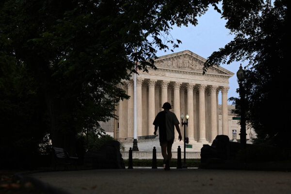 Epoch Times Photo