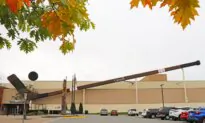 BC Community Prepares to Stickhandle Removal of World’s Largest Hockey Stick