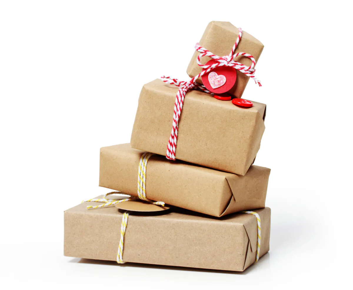 Handmade gifts are no less valuable than expensive gifts. (TierneyMJ/Shutterstock)