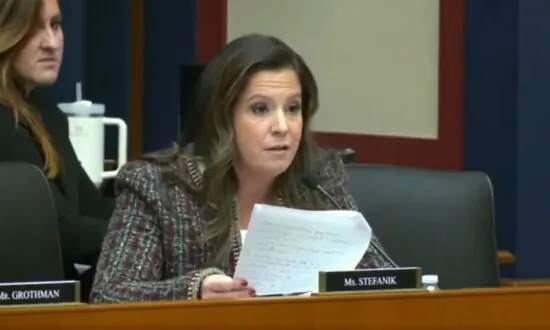 Backlash Grows Against SNL Sketch on University Anti-Semitism Hearing