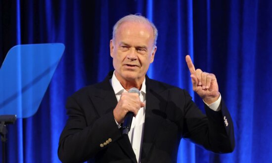 Kelsey Grammer’s Support for Trump Has Paramount PR Cutting Interview Short