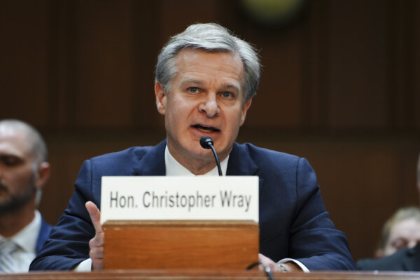 FBI Announces Christopher Wray's Resignation	