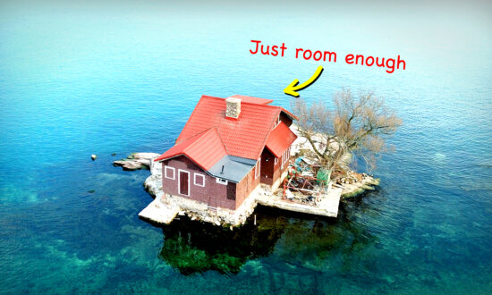 The World’s Smallest Inhabited Island Is Almost the Size of a Tennis Court but Has a Tiny Cottage