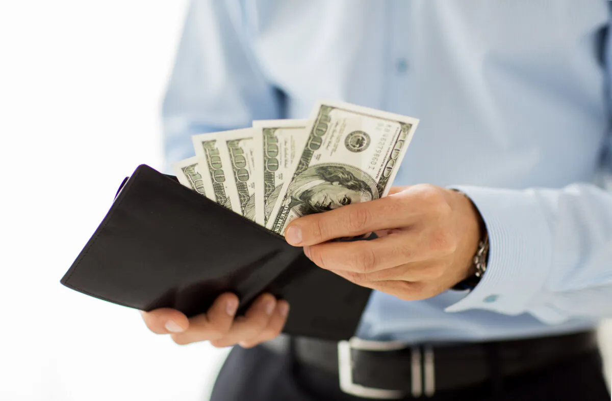 Experts say this age group bridges many gaps, economically, socially and technologically, creating different obstacles to financial security. (Dreamstime/TNS)