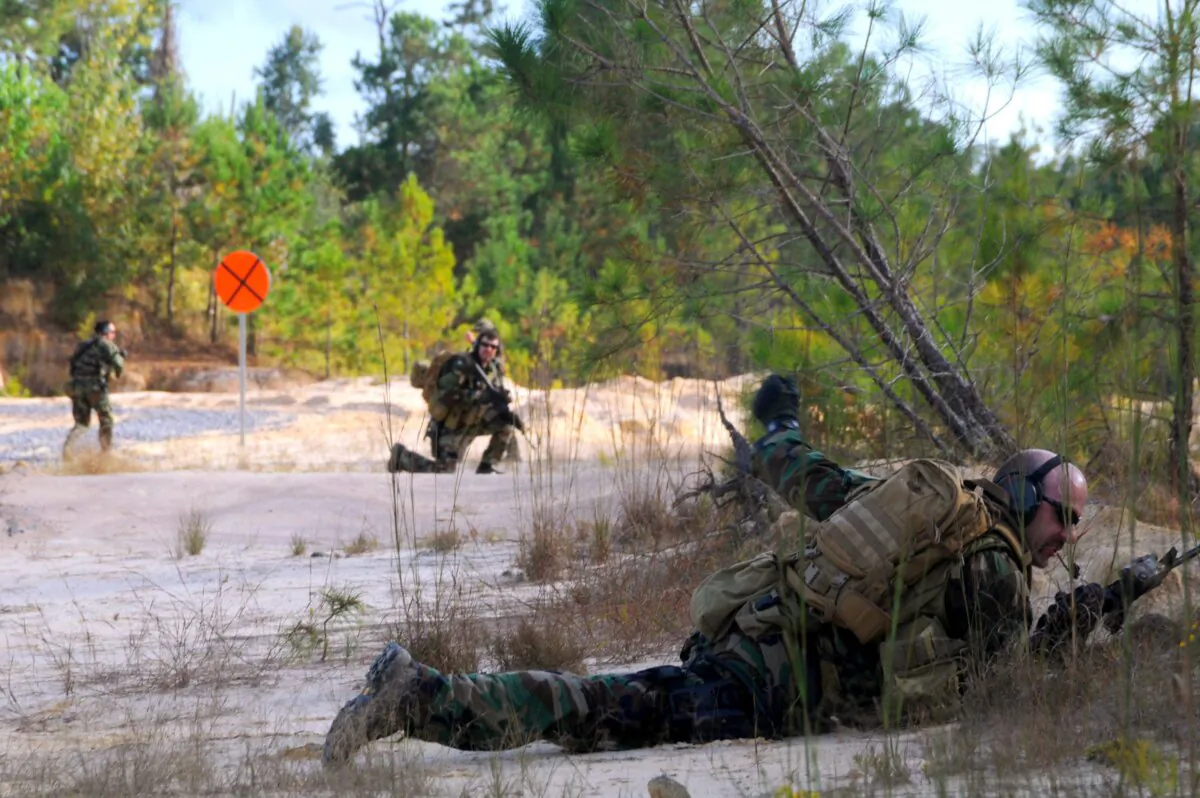 Navy SEALs conduct immediate action drills October 25, 2010 at the John C. Stennis Space Center, Mississippi. (John Scorza/US Navy via Getty Images)