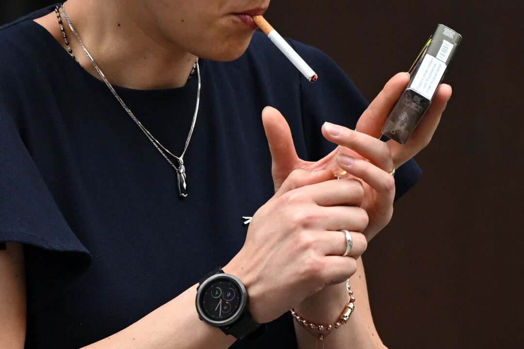 UK Tobacco and Vapes Bill Advances in Commons