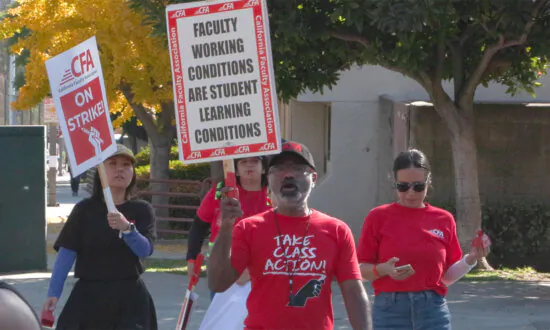 CSU Strike Demanding Better Pay, Conditions