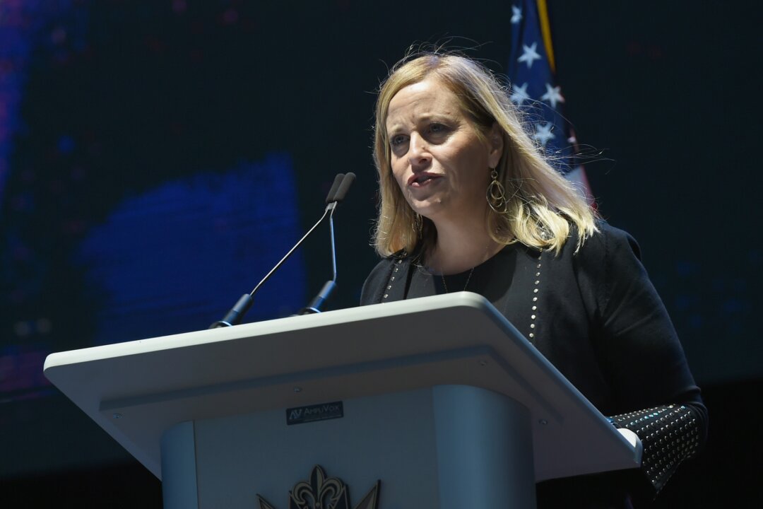 Controversial Former Nashville Mayor Megan Barry Launches Congressional ...