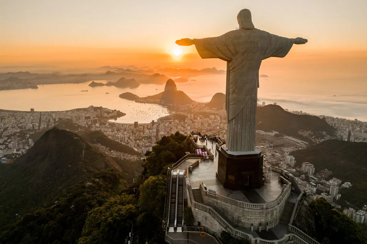 "Christ the Redeemer" statue on the Corcovado Mountain in Rio de Janeiro, Brazil. (Donatas Dabravolskas/Shutterstock)