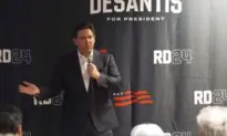 DeSantis Speaks at ‘Stop The Swamp’ Event in Iowa