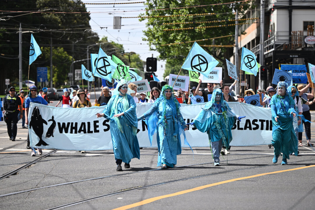 Climate Protestors Block Off Melbourne CBD For 3rd Consecutive Day ...