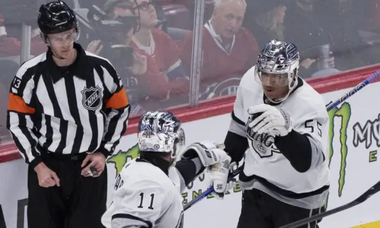 Kings Blank Canadiens 4–0, Set the NHL Record With Their 11th Straight Road Win to Open Season