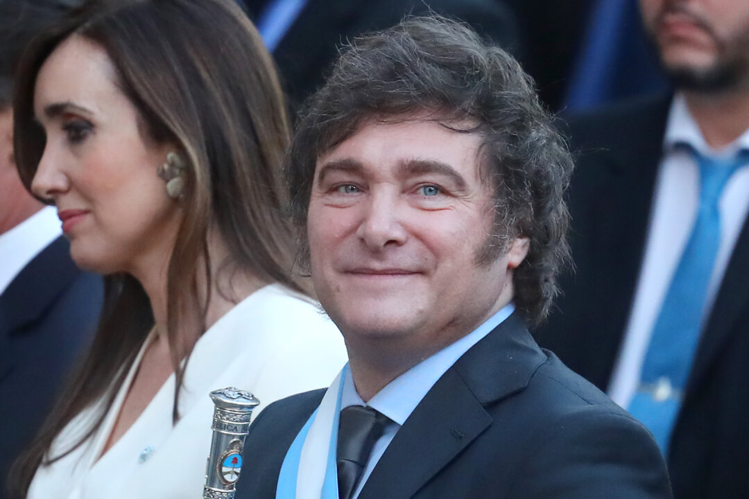Argentina Sees First Budget Surplus Since 2008