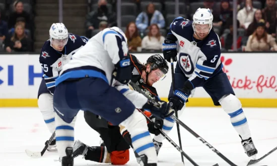 Four-Goal Third Period Propels Jets Past Ducks
