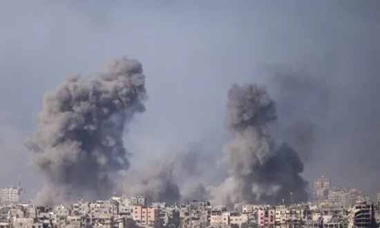 Australian Government Urged to Inform Citizens of Legal Risks of Joining Israeli Army