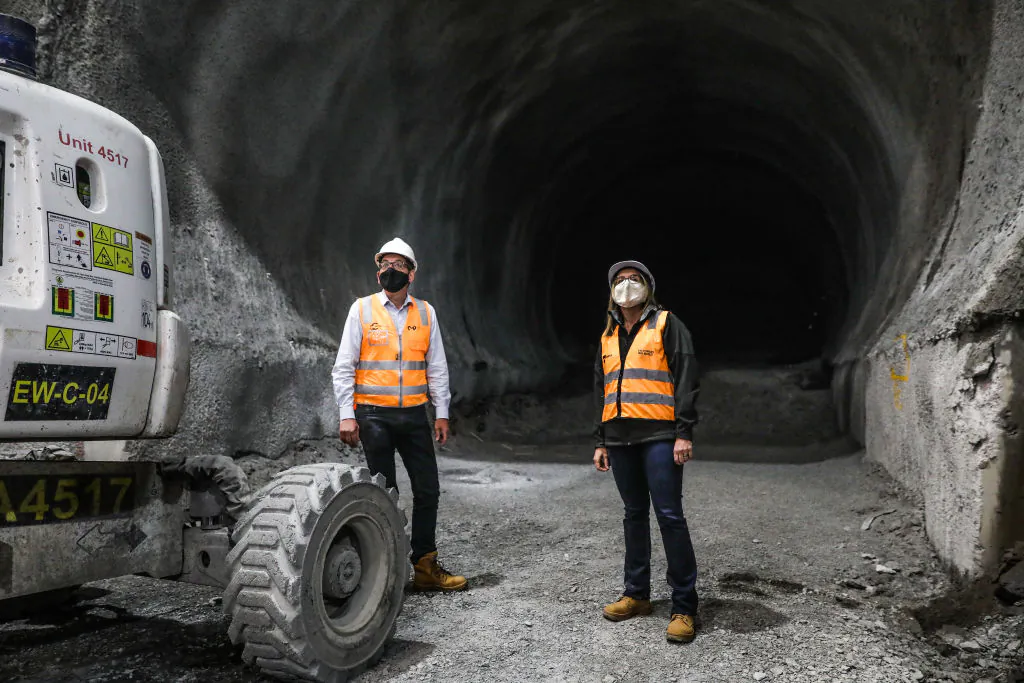 Calls for Probe Into $2.2 Billion Federal Funding on Major Rail Project