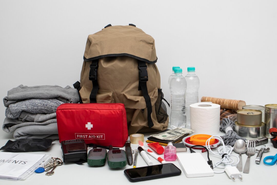 7 Things You Need to Do Now to Plan Ahead for Disaster | The Epoch Times