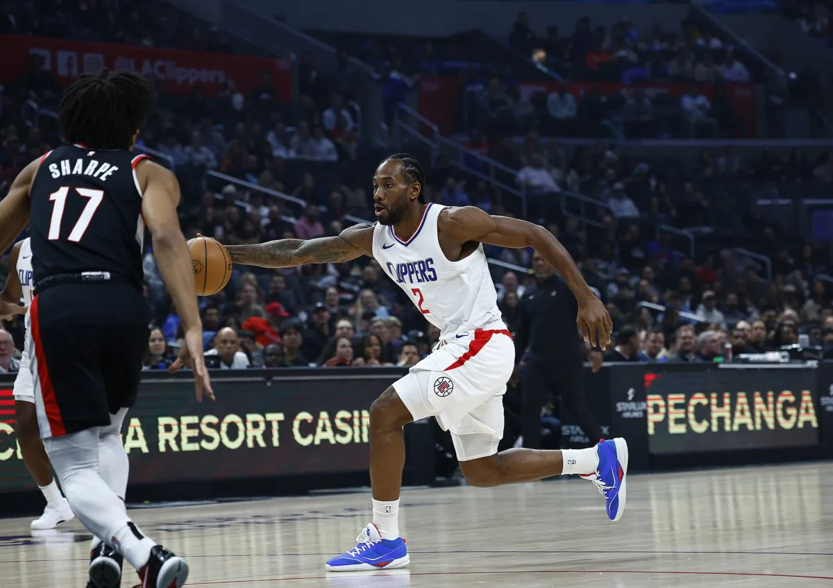 Kawhi Leonard (2) of the LA Clippers controls the ball against the Portland Trail Blazers in the first half in Los Angeles on Dec. 11, 2023.  (Ronald Martinez/Getty Images)