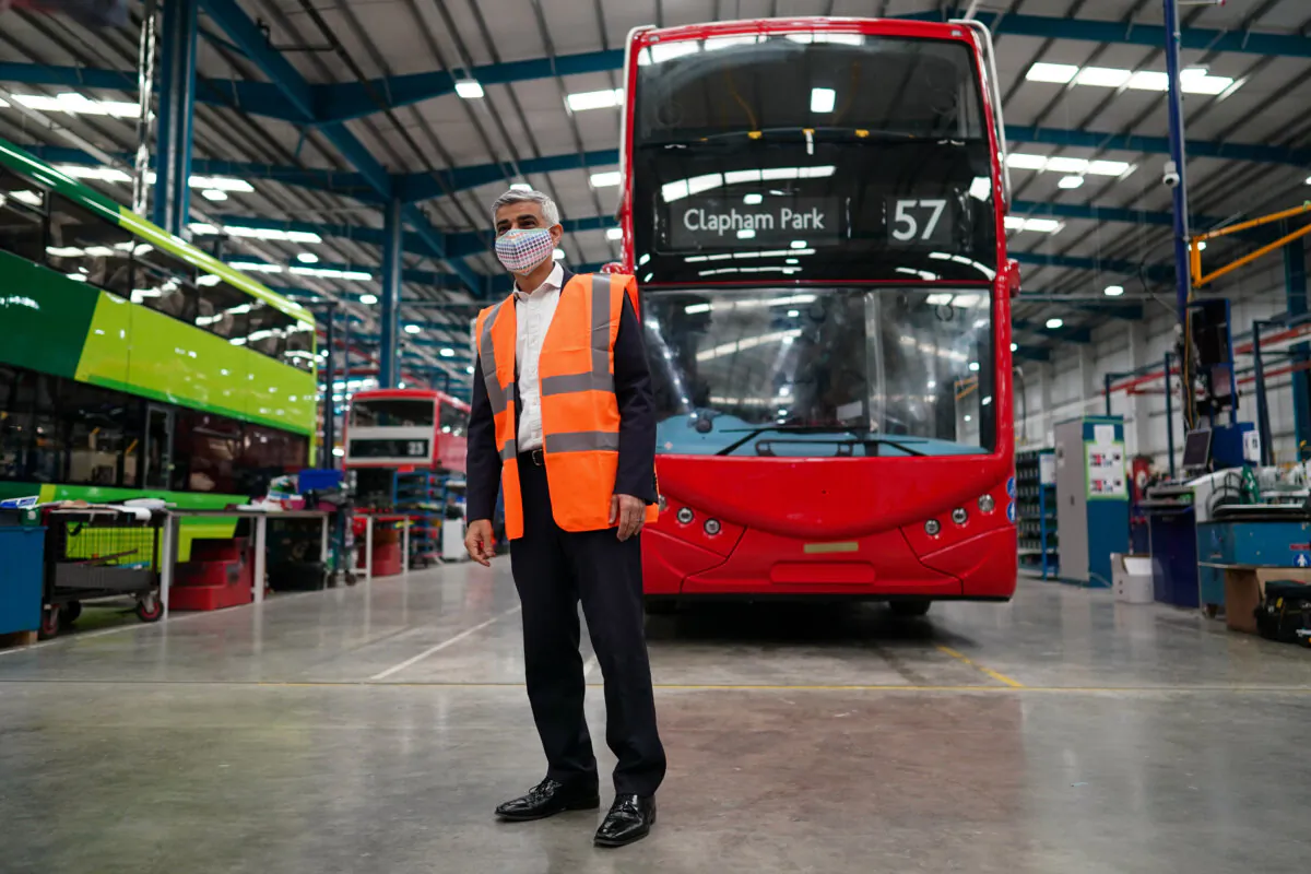 The mayor of London, Sadiq Khan, visiting the electric bus manufacturer Switch Mobility in Leeds, England on May 19, 2021. (Ian Forsyth/Getty Images)