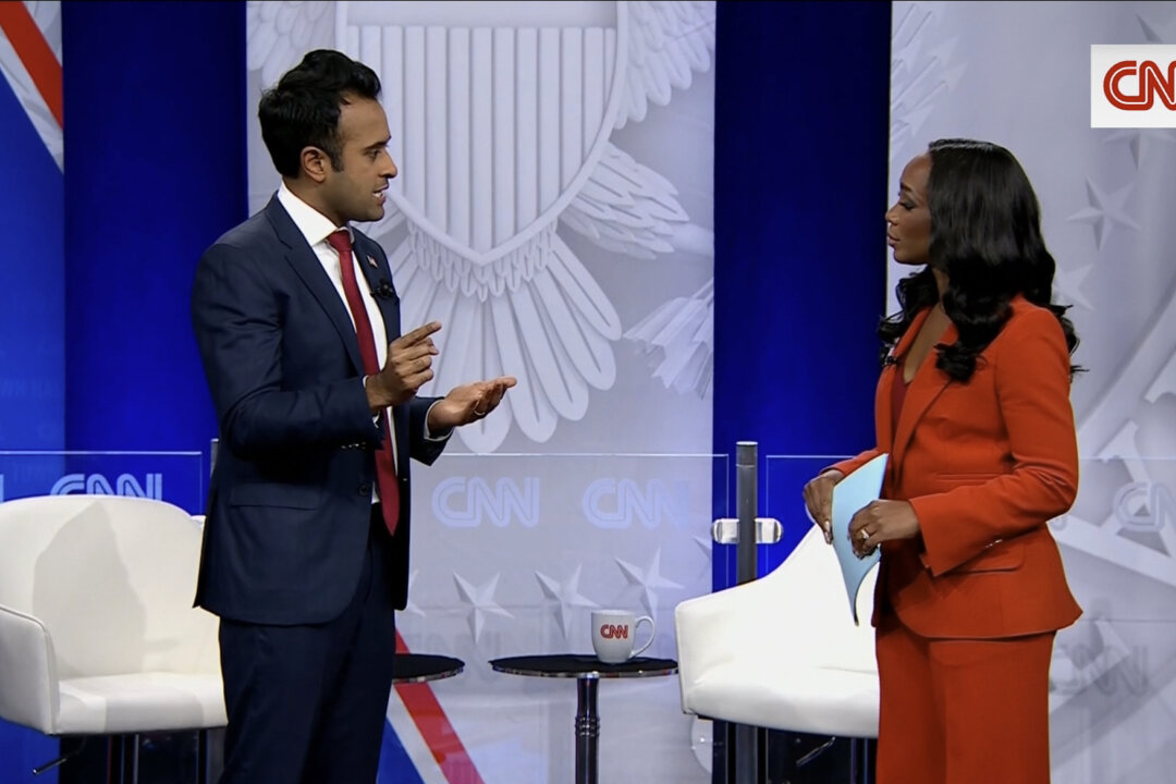 Vivek Ramaswamy Tackles Jan 6, Border Crisis and Abortion: Key ...