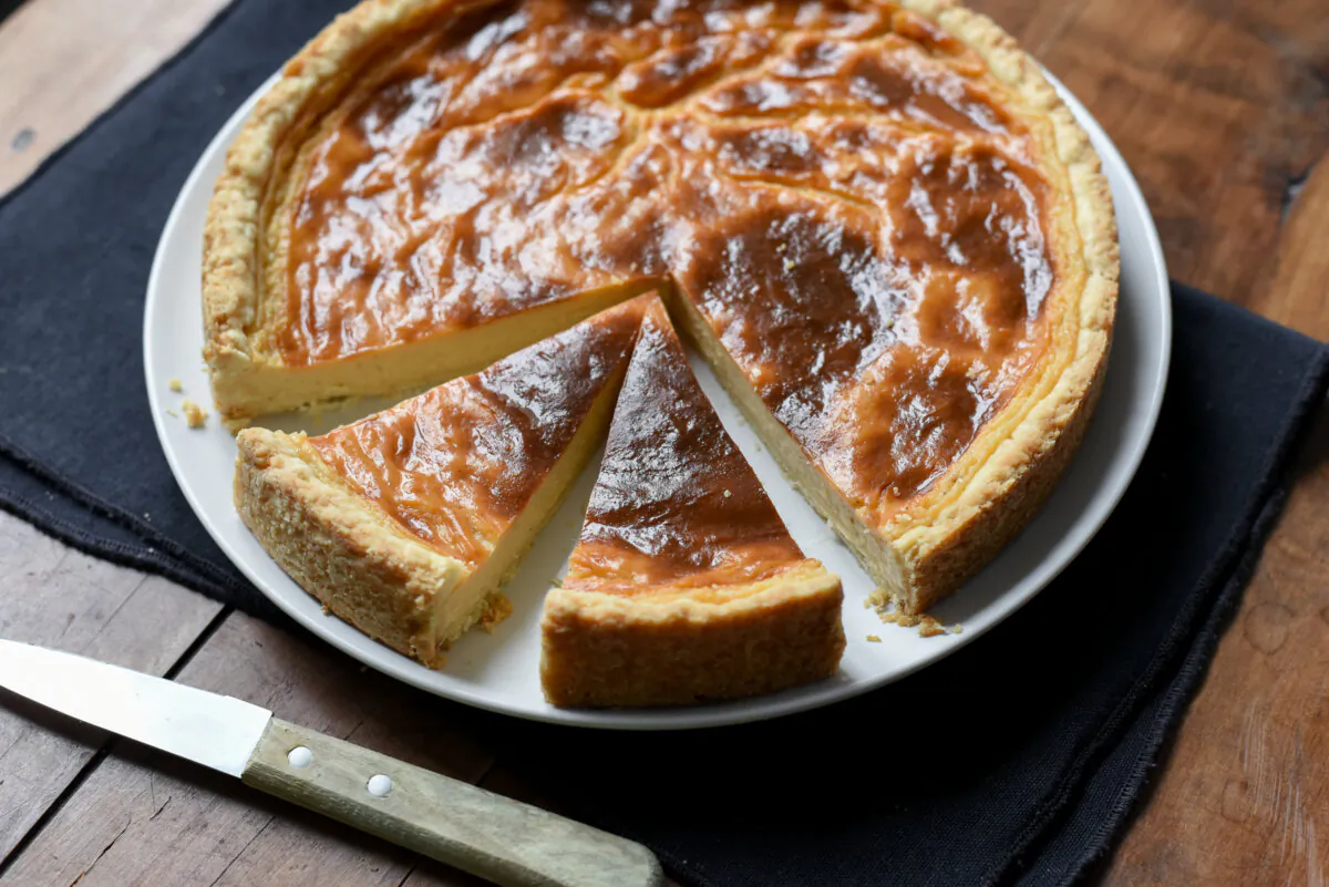 This hefty custard tart can be served at room temperature or chilled, as an elegant dessert or afternoon pick-me-up. (Audrey Le Goff)