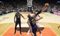 NBA Roundup: Spurs Halt Team-Record Skid, Top Lakers