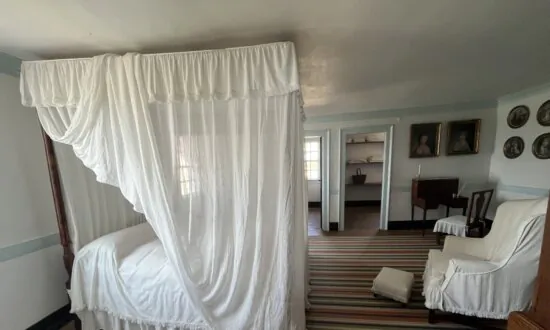 Bring Back Linen!