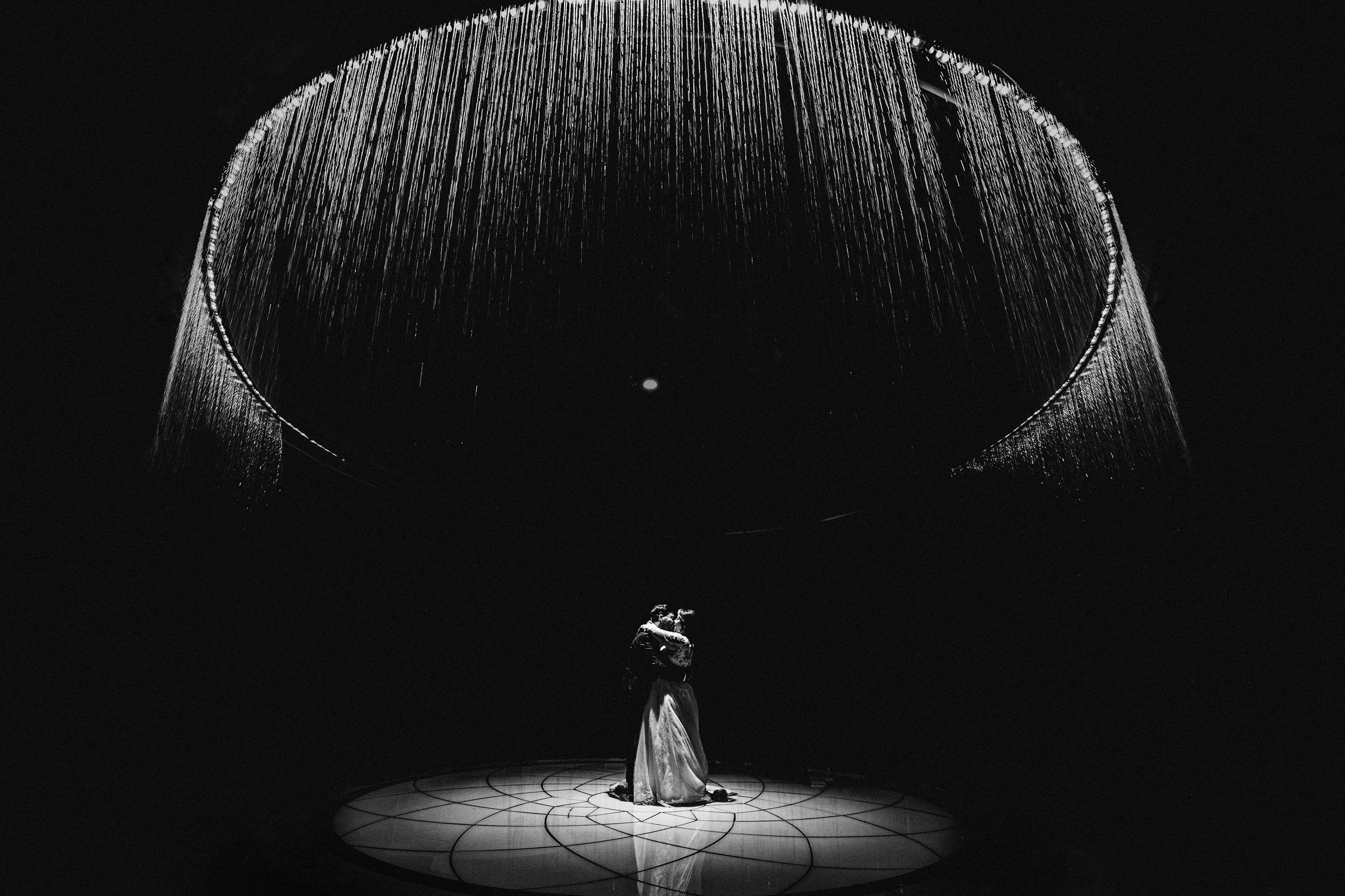 The runner-up was presented to Carmelo Ucchino for his entry to the "Dance Floor" category.