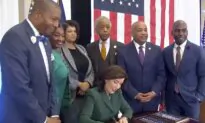 New York Gov. Hochul Passes Law Forming Commission to Study Racial Reparations