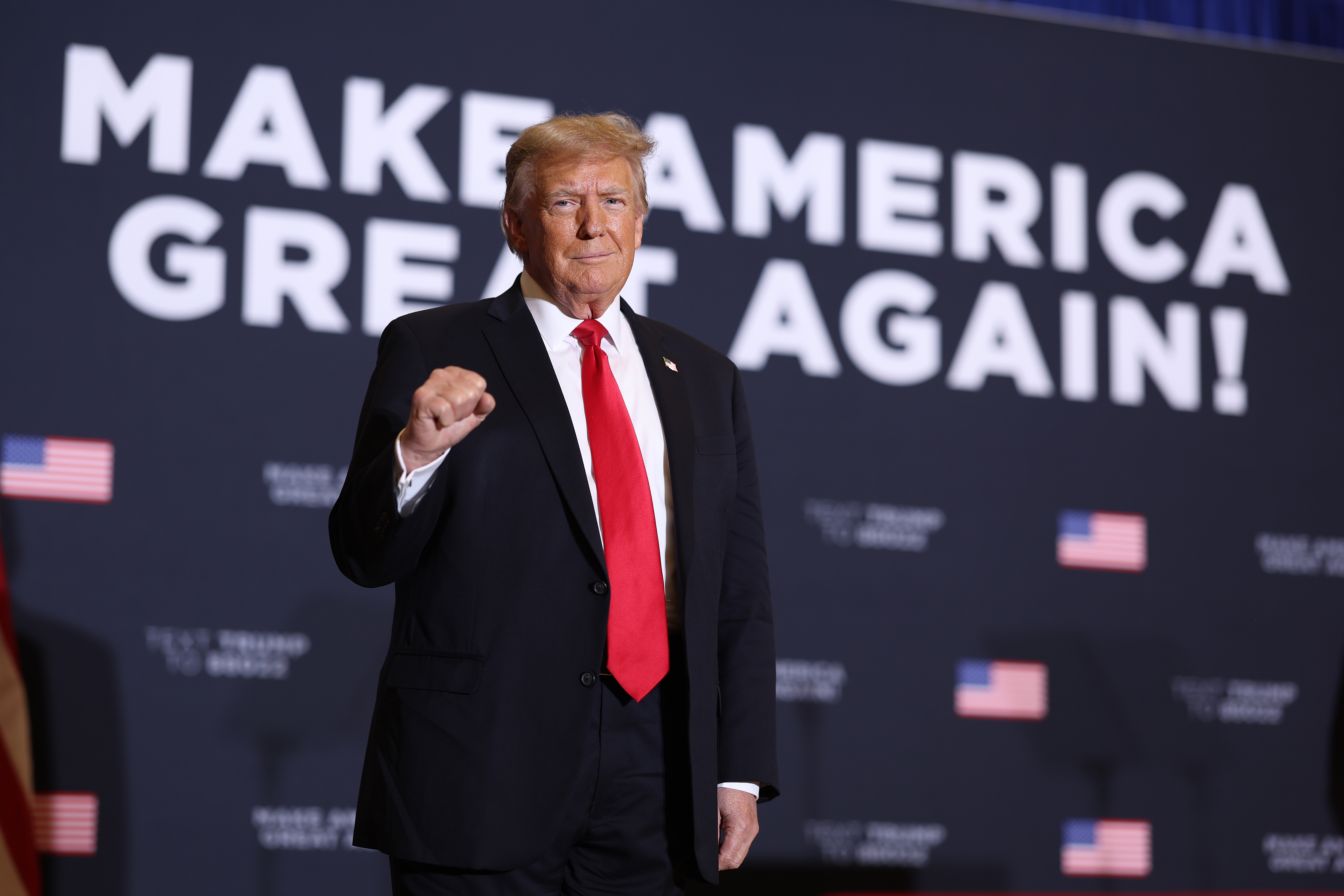 Trump arrives at Liberty National for Presidents Cup finale – The Denver  Post